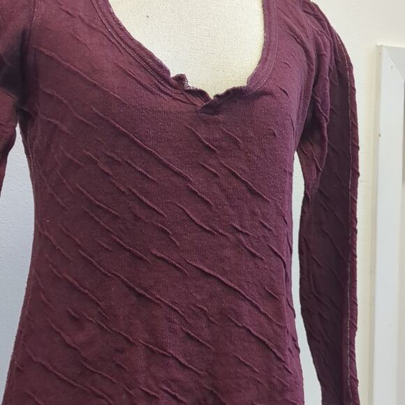 TNA Red Fitted Blouse with Long Sleeves size medium - Picture 6 of 6